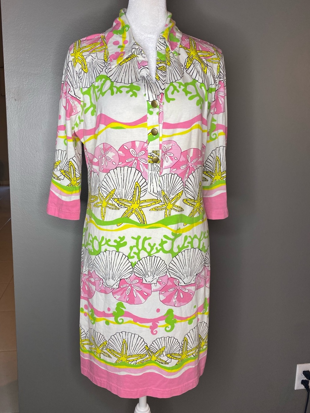 Barbara Gerwit Sea Life Shell Seahorse Shift Dress in Pink & Lime - Size M